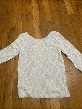 BRANDY MELVILLE White Lace Long-Sleeve Women's Top